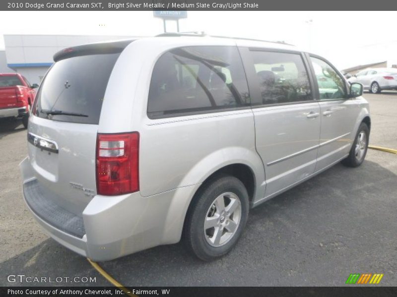 Bright Silver Metallic / Medium Slate Gray/Light Shale 2010 Dodge Grand Caravan SXT