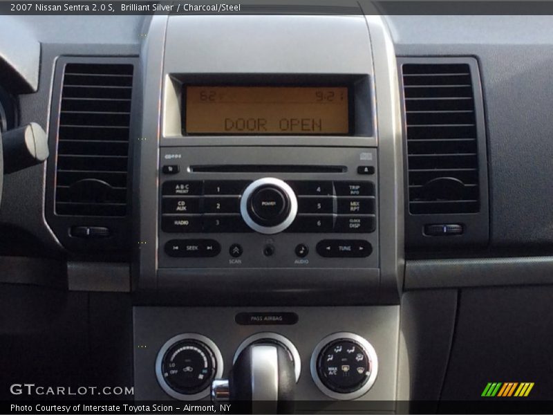 Brilliant Silver / Charcoal/Steel 2007 Nissan Sentra 2.0 S
