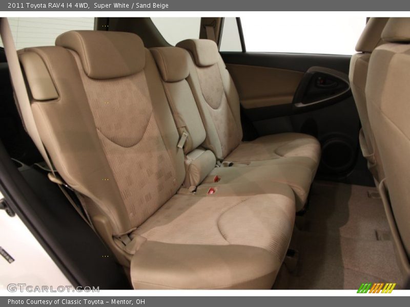Super White / Sand Beige 2011 Toyota RAV4 I4 4WD