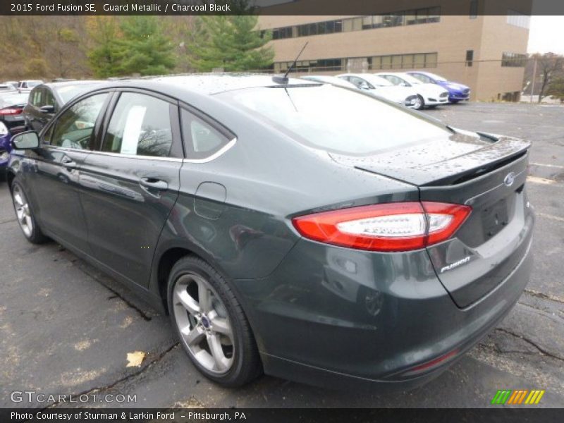 Guard Metallic / Charcoal Black 2015 Ford Fusion SE