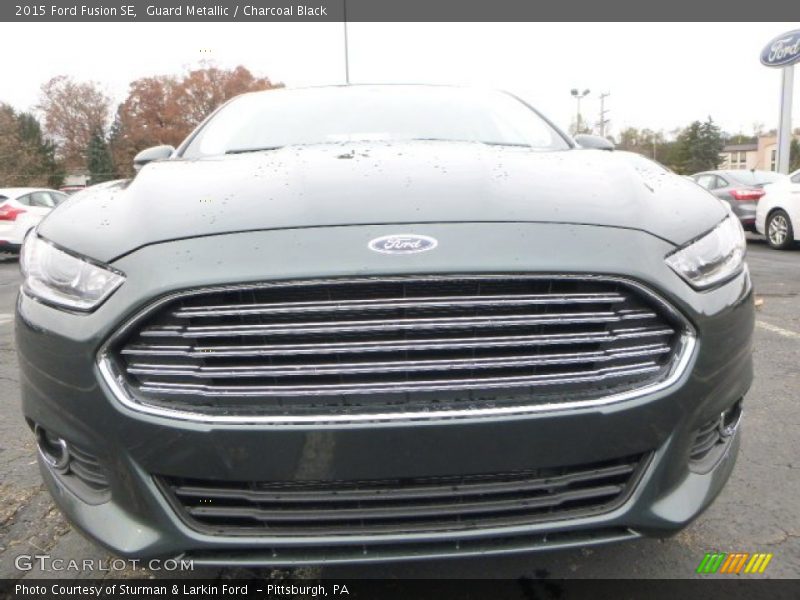 Guard Metallic / Charcoal Black 2015 Ford Fusion SE