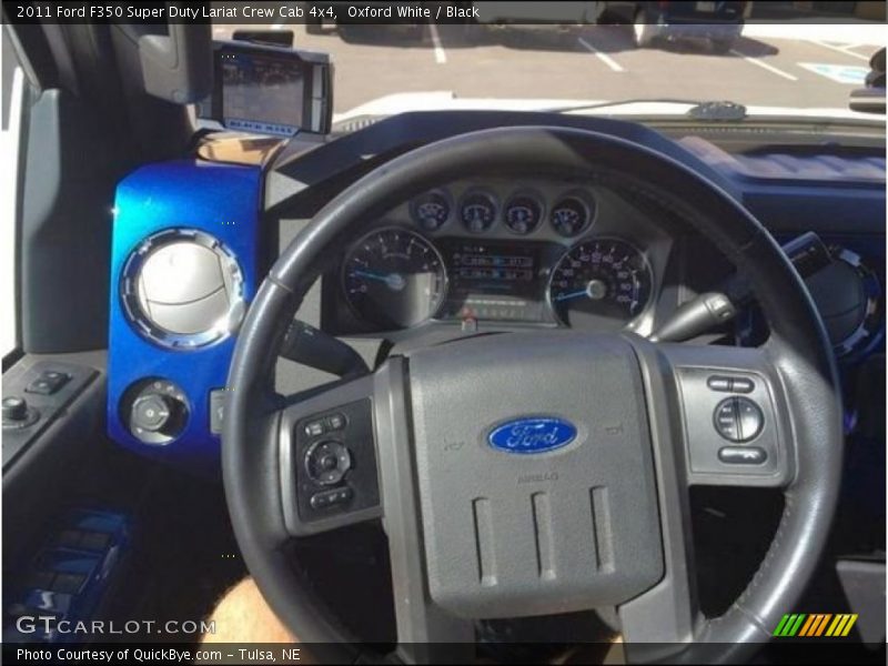 Oxford White / Black 2011 Ford F350 Super Duty Lariat Crew Cab 4x4