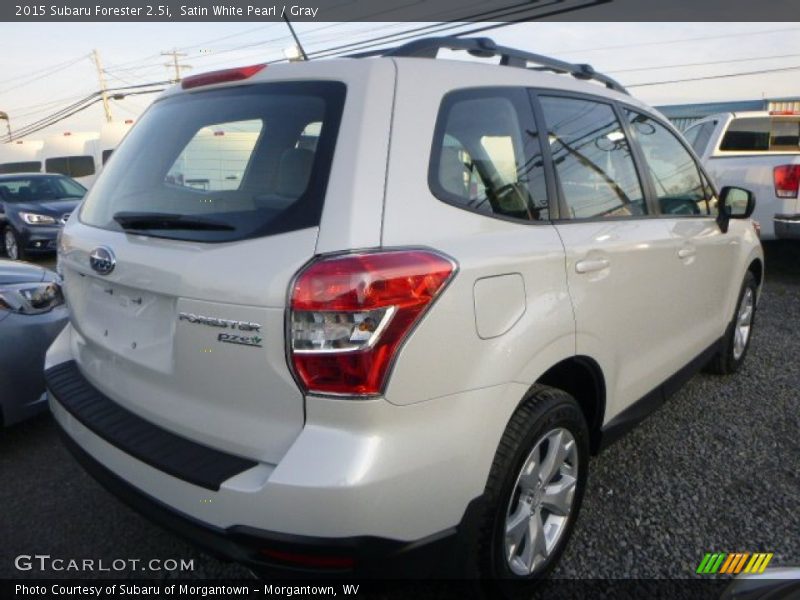 Satin White Pearl / Gray 2015 Subaru Forester 2.5i