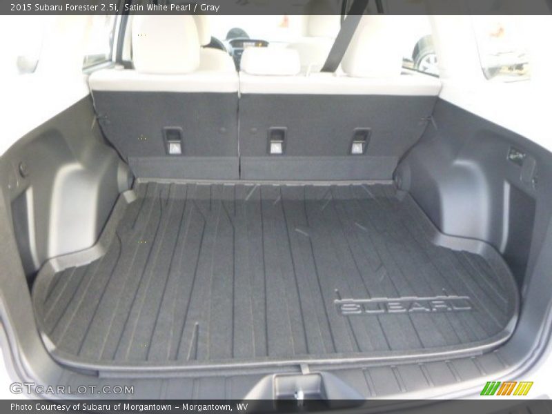 Satin White Pearl / Gray 2015 Subaru Forester 2.5i