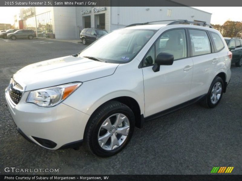Satin White Pearl / Gray 2015 Subaru Forester 2.5i