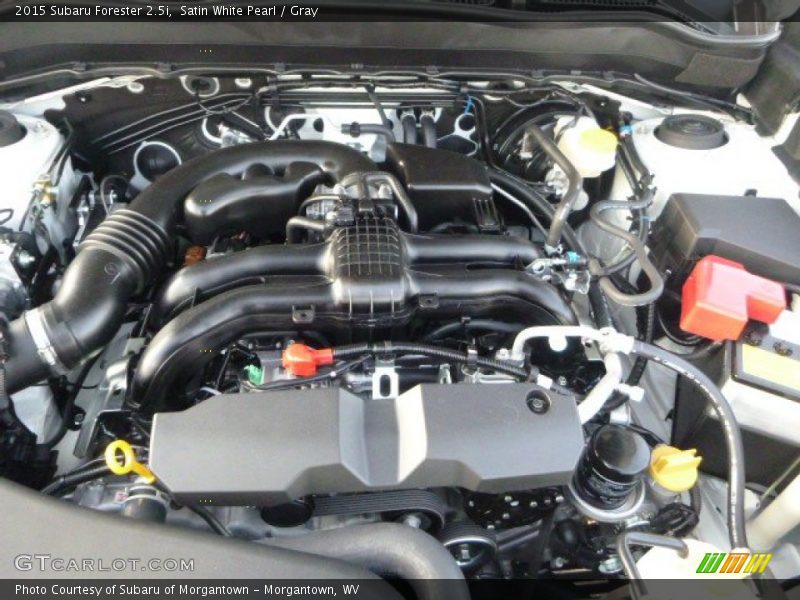 Satin White Pearl / Gray 2015 Subaru Forester 2.5i