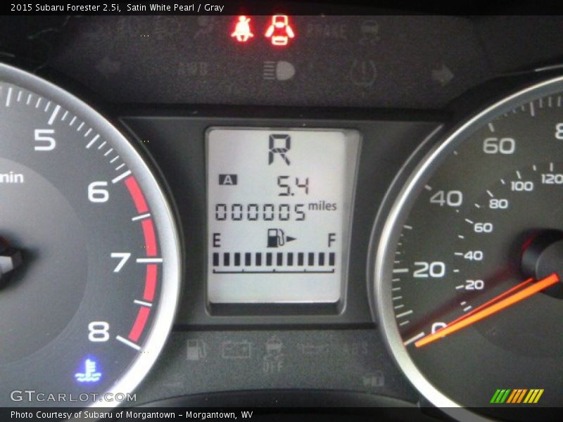 Satin White Pearl / Gray 2015 Subaru Forester 2.5i
