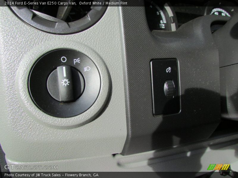 Oxford White / Medium Flint 2014 Ford E-Series Van E250 Cargo Van