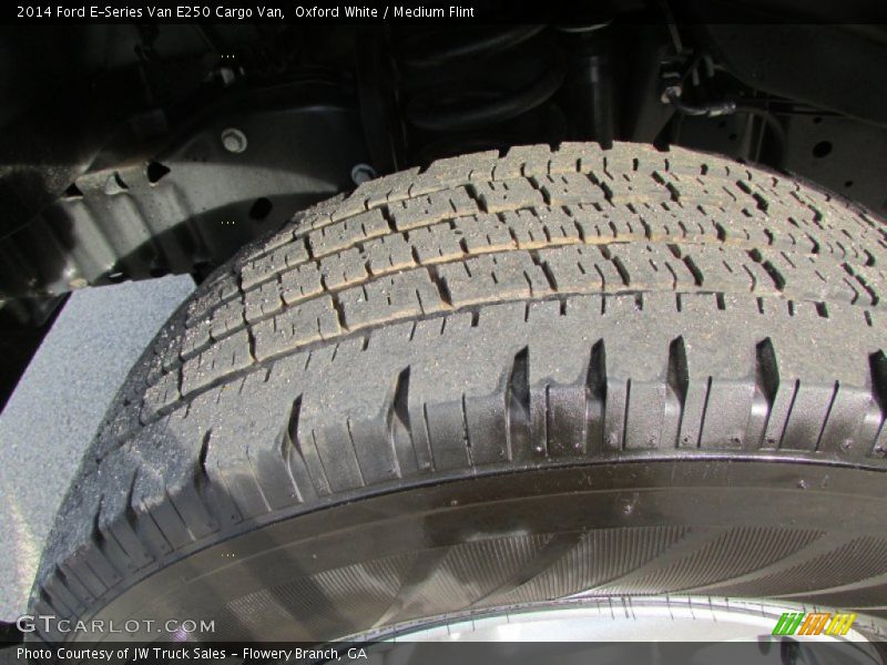 Oxford White / Medium Flint 2014 Ford E-Series Van E250 Cargo Van