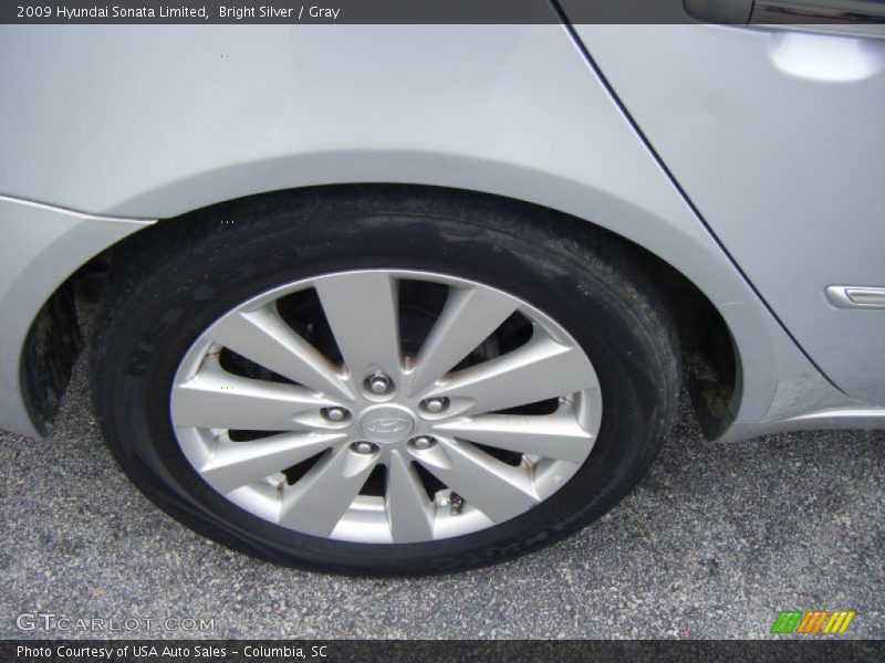 Bright Silver / Gray 2009 Hyundai Sonata Limited