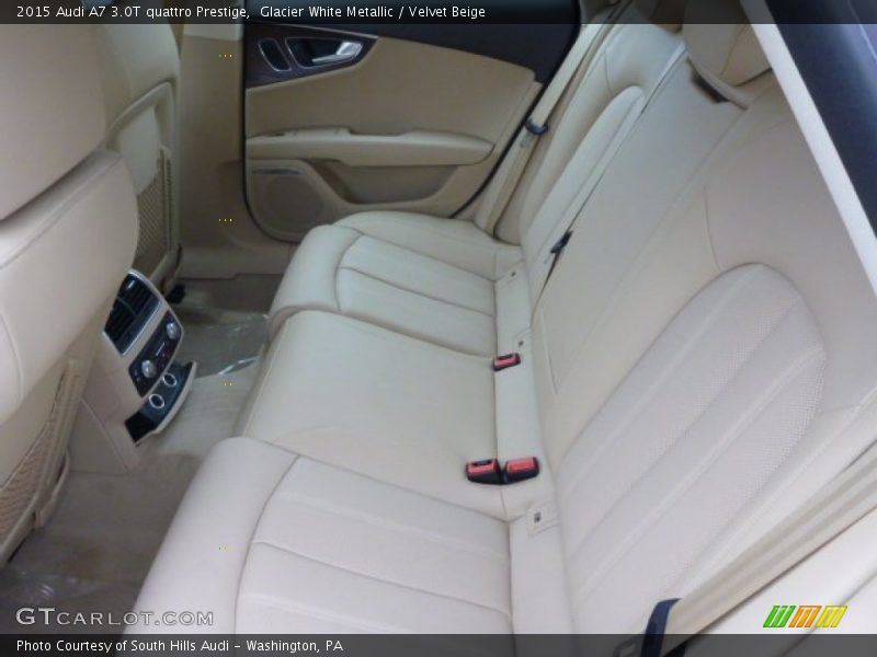 Rear Seat of 2015 A7 3.0T quattro Prestige