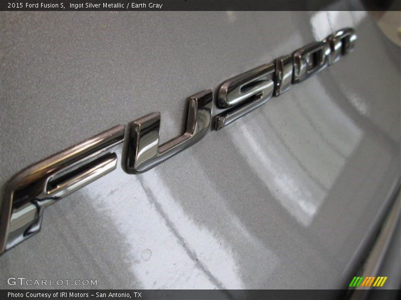 Ingot Silver Metallic / Earth Gray 2015 Ford Fusion S