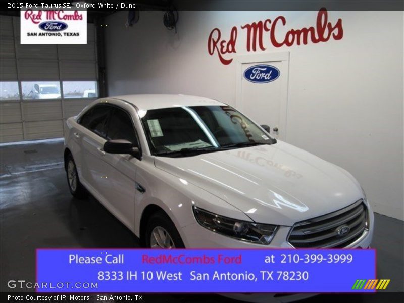 Oxford White / Dune 2015 Ford Taurus SE