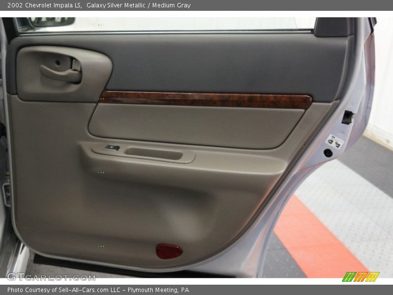 Galaxy Silver Metallic / Medium Gray 2002 Chevrolet Impala LS