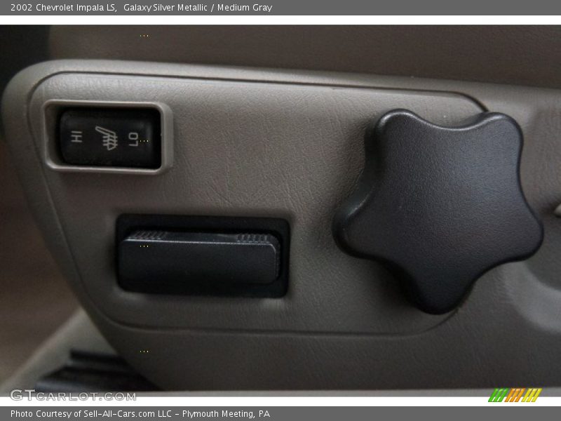 Galaxy Silver Metallic / Medium Gray 2002 Chevrolet Impala LS
