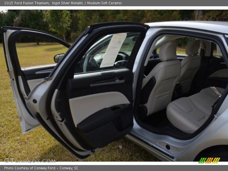 Ingot Silver Metallic / Medium Soft Ceramic 2015 Ford Fusion Titanium