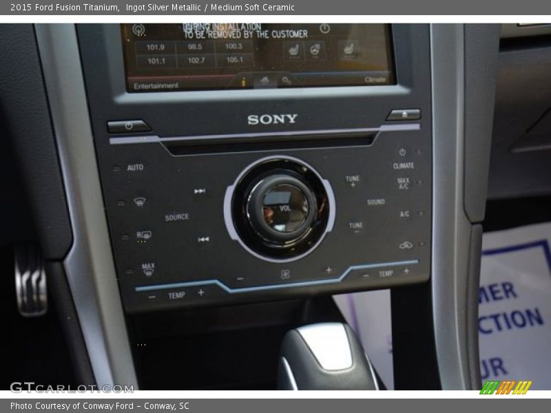 Ingot Silver Metallic / Medium Soft Ceramic 2015 Ford Fusion Titanium