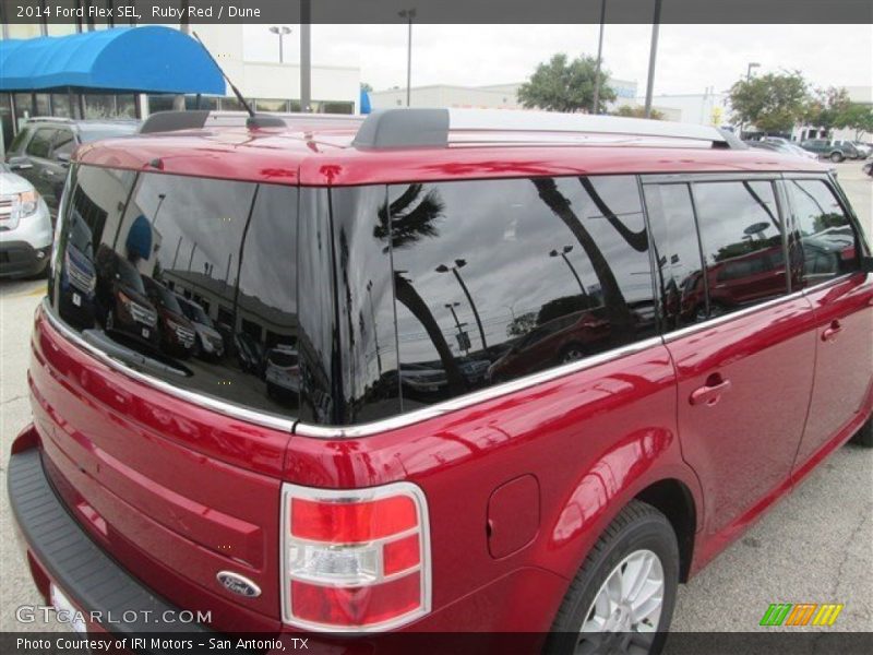 Ruby Red / Dune 2014 Ford Flex SEL
