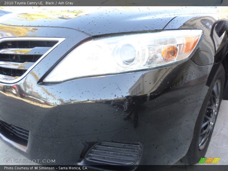 Black / Ash Gray 2010 Toyota Camry LE