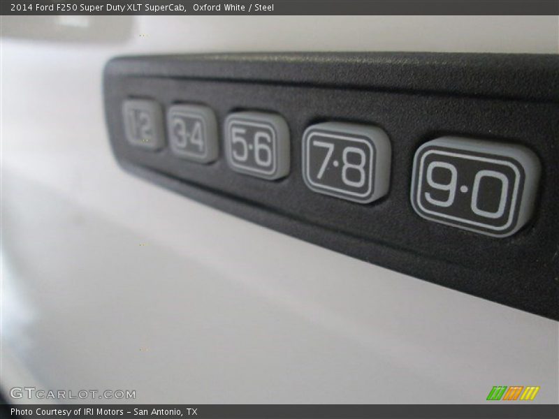 Oxford White / Steel 2014 Ford F250 Super Duty XLT SuperCab