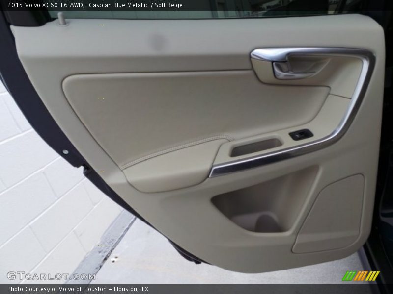 Caspian Blue Metallic / Soft Beige 2015 Volvo XC60 T6 AWD