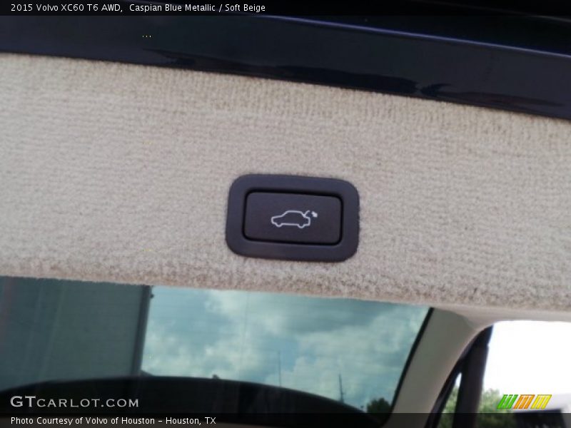 Caspian Blue Metallic / Soft Beige 2015 Volvo XC60 T6 AWD