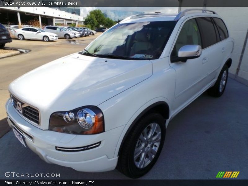 Ice White / Beige 2014 Volvo XC90 3.2