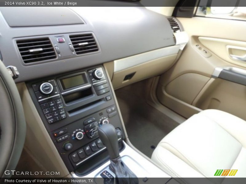 Ice White / Beige 2014 Volvo XC90 3.2