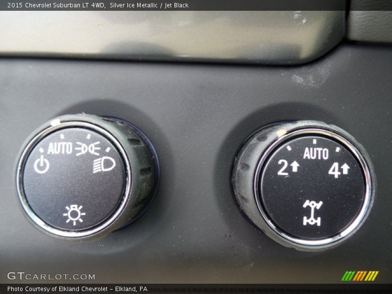 Silver Ice Metallic / Jet Black 2015 Chevrolet Suburban LT 4WD