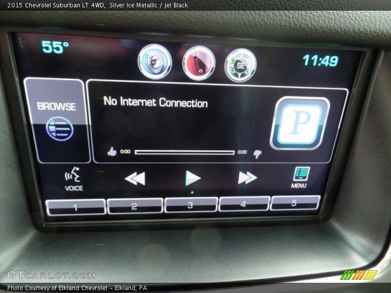 Silver Ice Metallic / Jet Black 2015 Chevrolet Suburban LT 4WD