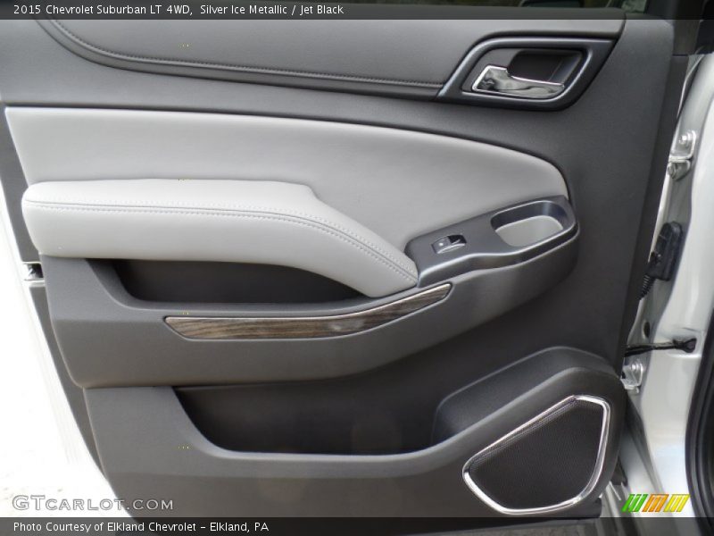 Silver Ice Metallic / Jet Black 2015 Chevrolet Suburban LT 4WD