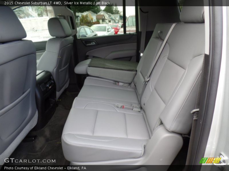 Silver Ice Metallic / Jet Black 2015 Chevrolet Suburban LT 4WD