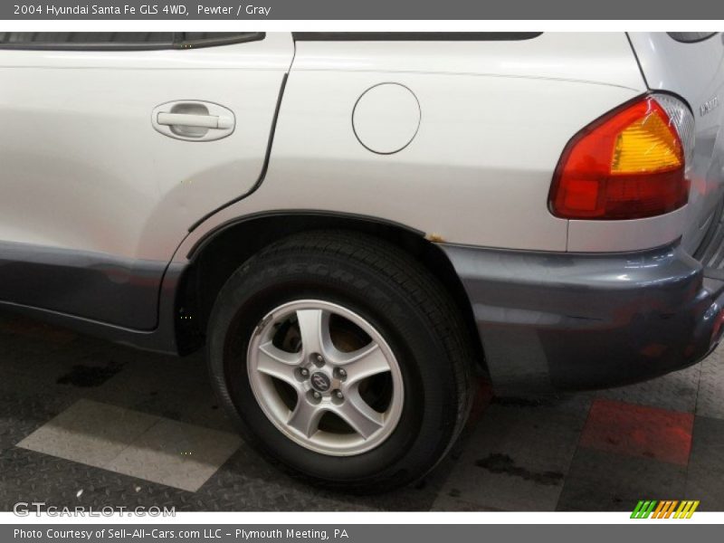 Pewter / Gray 2004 Hyundai Santa Fe GLS 4WD