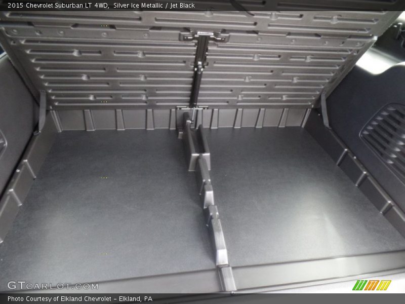 Silver Ice Metallic / Jet Black 2015 Chevrolet Suburban LT 4WD