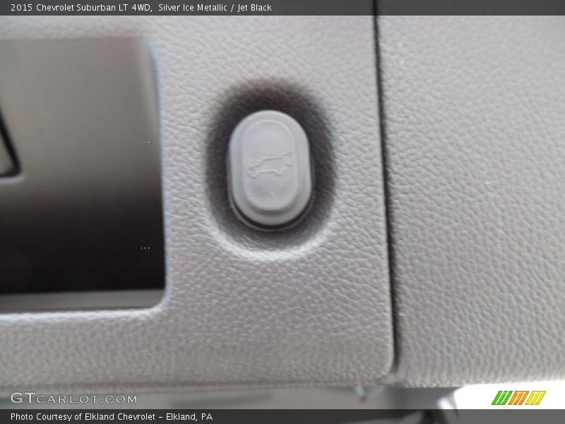 Silver Ice Metallic / Jet Black 2015 Chevrolet Suburban LT 4WD
