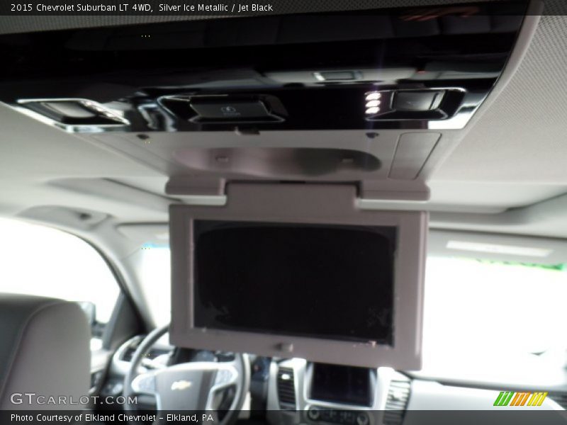 Silver Ice Metallic / Jet Black 2015 Chevrolet Suburban LT 4WD