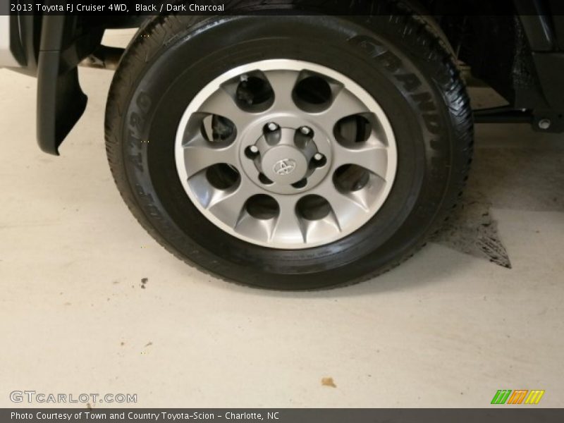 Black / Dark Charcoal 2013 Toyota FJ Cruiser 4WD