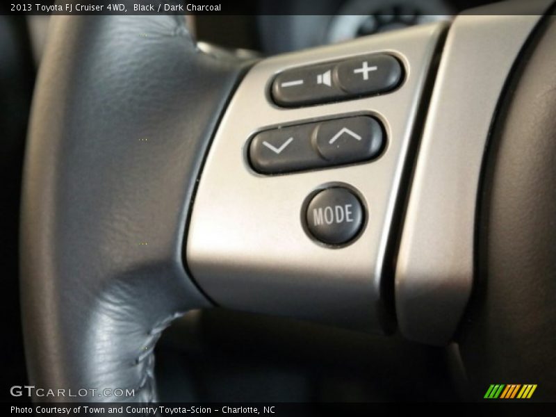 Black / Dark Charcoal 2013 Toyota FJ Cruiser 4WD