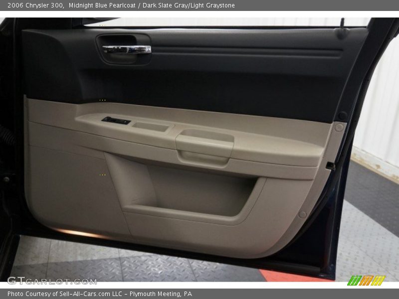 Midnight Blue Pearlcoat / Dark Slate Gray/Light Graystone 2006 Chrysler 300