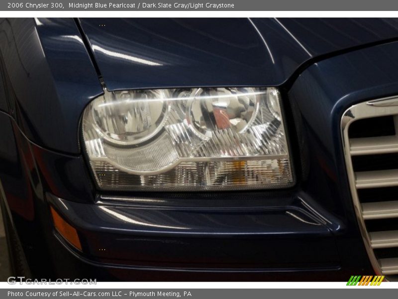 Midnight Blue Pearlcoat / Dark Slate Gray/Light Graystone 2006 Chrysler 300