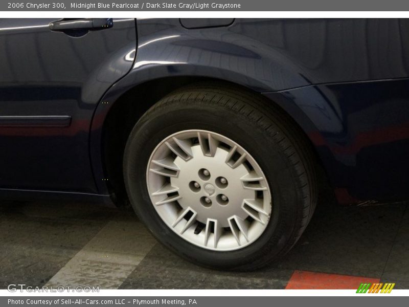 Midnight Blue Pearlcoat / Dark Slate Gray/Light Graystone 2006 Chrysler 300