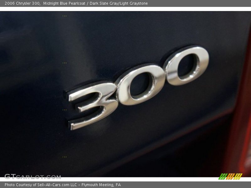 Midnight Blue Pearlcoat / Dark Slate Gray/Light Graystone 2006 Chrysler 300