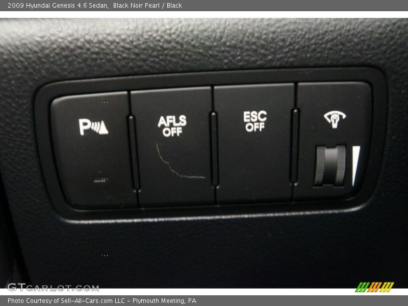 Black Noir Pearl / Black 2009 Hyundai Genesis 4.6 Sedan