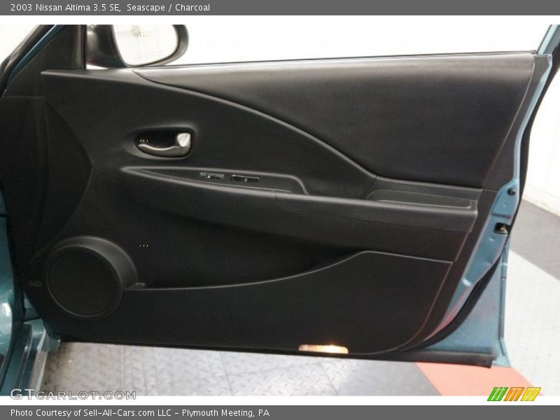Seascape / Charcoal 2003 Nissan Altima 3.5 SE