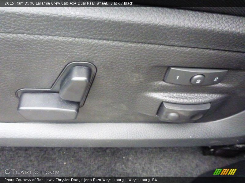 Black / Black 2015 Ram 3500 Laramie Crew Cab 4x4 Dual Rear Wheel