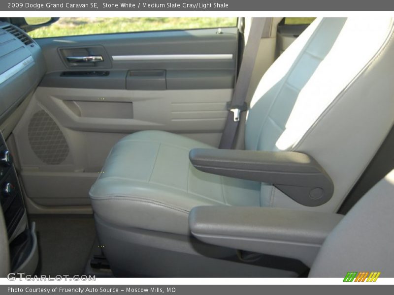 Stone White / Medium Slate Gray/Light Shale 2009 Dodge Grand Caravan SE