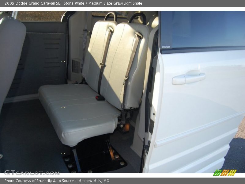 Stone White / Medium Slate Gray/Light Shale 2009 Dodge Grand Caravan SE