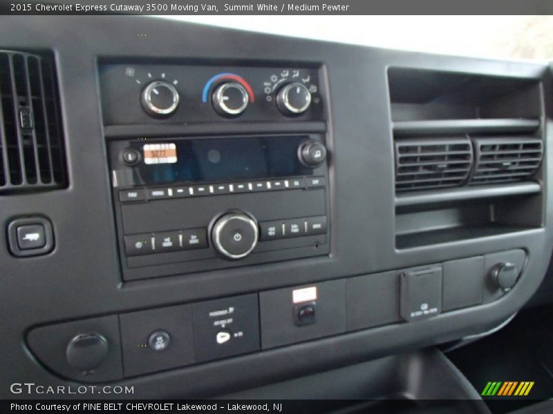 Summit White / Medium Pewter 2015 Chevrolet Express Cutaway 3500 Moving Van