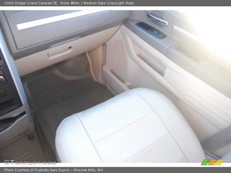 Stone White / Medium Slate Gray/Light Shale 2009 Dodge Grand Caravan SE