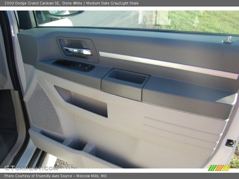 Stone White / Medium Slate Gray/Light Shale 2009 Dodge Grand Caravan SE